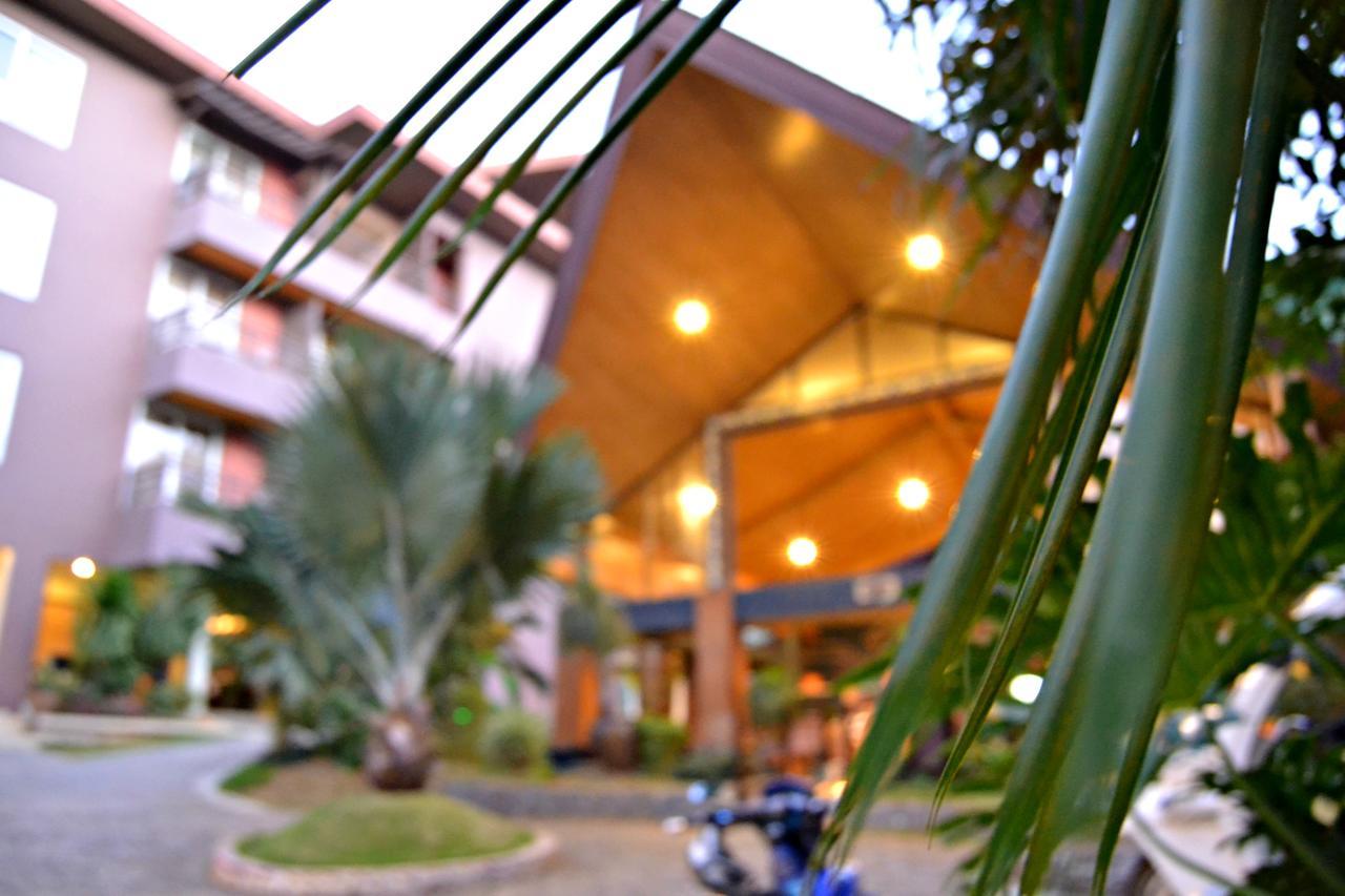 Hotel The Palms Of Boracay Balabag  Exterior foto